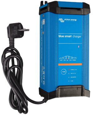 Victron Blue Smart IP22 Charger 12/20 (1)
BPC122042002