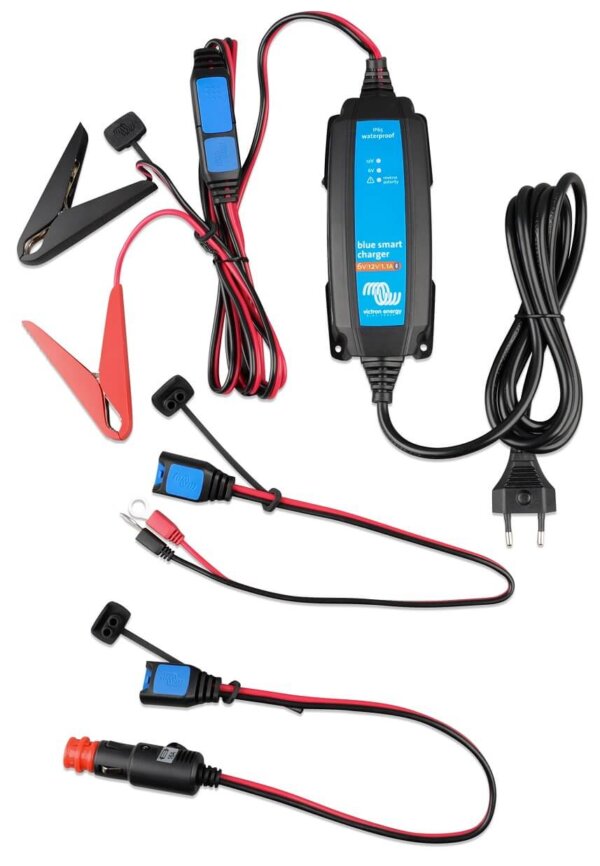 Victron Automotive IP65 Charger 6V/12V-1,1A + DC connector BPC120134034R